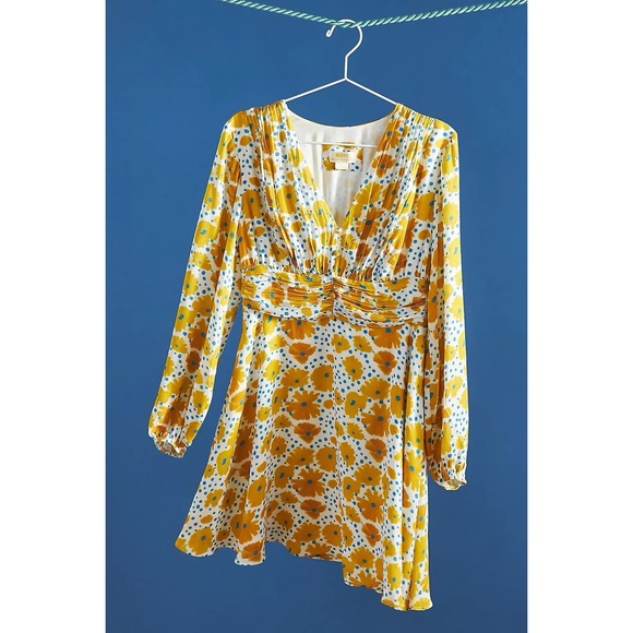 Anthropologie Dresses & Skirts - Anthropologie Vera Buttercup Dress Small White Yellow Flower Print‎ Ruched Waist
